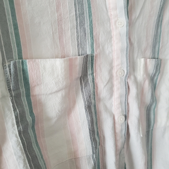 Far West Front Tie Striped Top - Picture 5 of 5